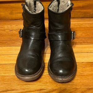 frye valerie womens size 7.5B shoes black leather shearling lined winter boots
